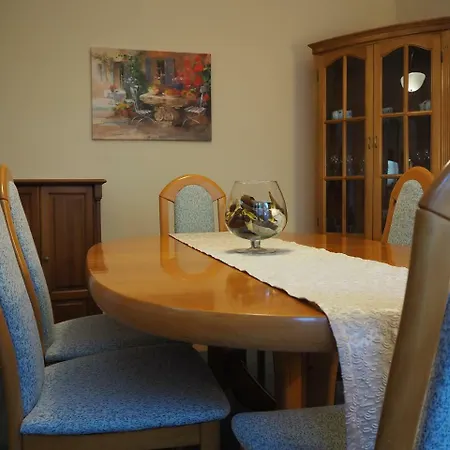 Apartment Yoana Warna