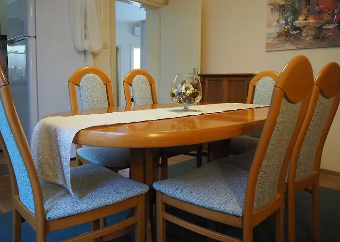 йоана Варна