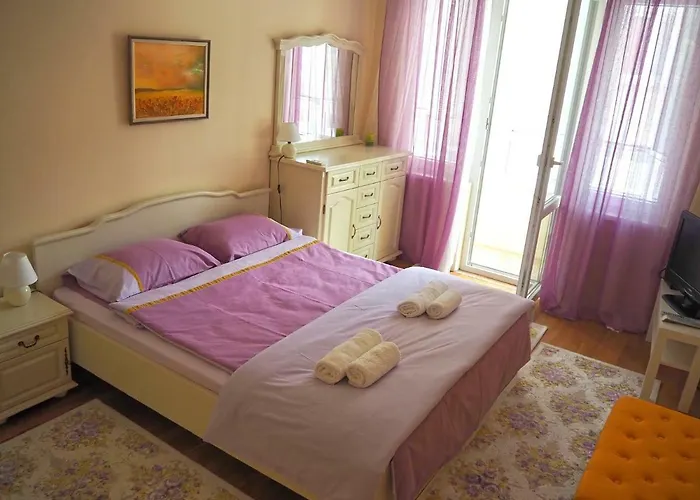 йоана Варна