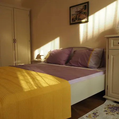 Apartment Yoana Varna