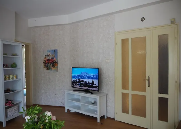 Apartment Yoana Varna